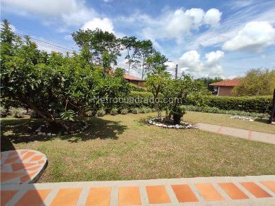 Casa en venta en Pueblito Cafetero, Pereira · foto 8 de 20