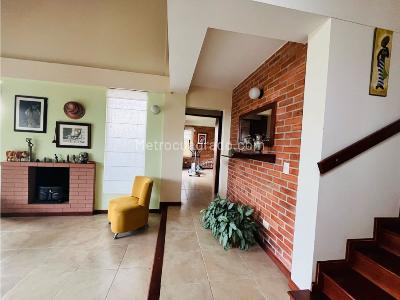 Casa de 4 alcobas en venta en Via Armenia, Pereira · foto 4 de 20