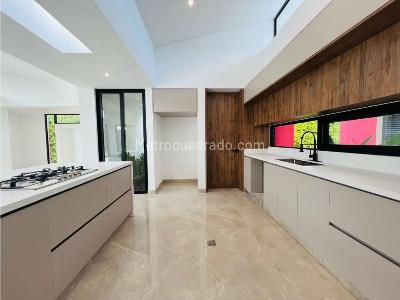 Casa de 4 alcobas en venta en El Tigre Cerritos, Pereira, 340 m² · foto 3 de 20