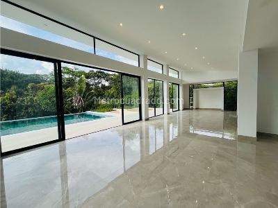 Casa de 4 alcobas en venta en El Tigre Cerritos, Pereira, 340 m² · foto 6 de 20