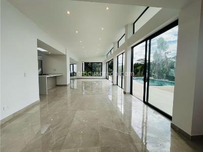 Casa de 4 alcobas en venta en El Tigre Cerritos, Pereira, 340 m² · foto 9 de 20