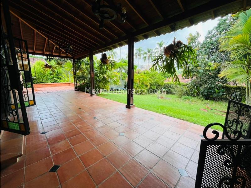 Casa en Venta, Cerritos, Pereira - Więcej