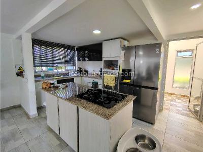 Casa de 3 alcobas en venta en Via Morelia, Pereira, 229 m² · foto 8 de 20