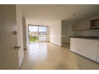 Apartamento de 2 alcobas en venta en Dosquebradas, Pereira, 55 m² · foto 13 de 16
