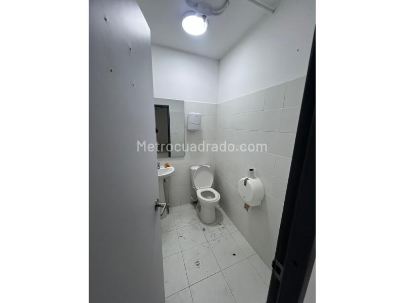 Local Comercial en Arriendo, Av Simon Bolivar, Dosquebradas - Vista 3