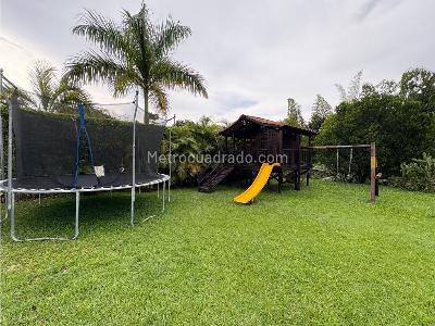 Casa de 3 alcobas en venta en Pueblito Cafetero, Pereira, 240 m² · foto 6 de 20