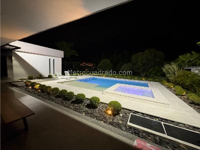 Casa de 3 alcobas en venta en Pueblito Cafetero, Pereira, 240 m² · foto 10 de 20