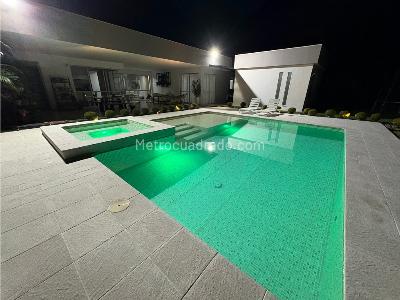 Casa de 3 alcobas en venta en Pueblito Cafetero, Pereira, 240 m² · foto 12 de 20