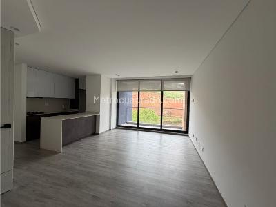 Apartamento en venta en Pinares, Pereira · foto 3 de 20