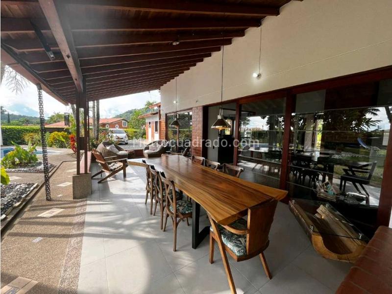 Casa – Pereira - Más