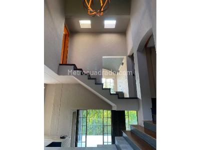 Casa de 5 alcobas en venta en El Tigre Cerritos, Pereira, 450 m² · foto 18 de 20