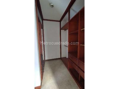 Casa de 5 alcobas en venta en Cerritos, Pereira, 600 m² · foto 10 de 20