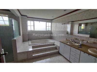 Casa de 5 alcobas en venta en Cerritos, Pereira, 600 m² · foto 20 de 20