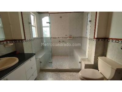 Casa de 5 alcobas en venta en Cerritos, Pereira, 600 m² · foto 9 de 20