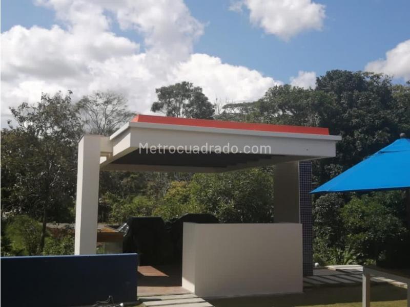Casa – Pereira - Más