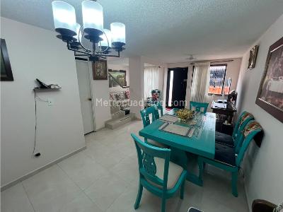 Casa en venta en Av 30 De Agosto, Pereira · foto 7 de 20