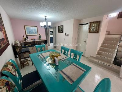 Casa en venta en Av 30 De Agosto, Pereira · foto 8 de 20