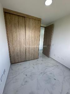 Apartamento de 2 alcobas en venta en Bochalema, Cali, 86 m² · foto 8 de 13