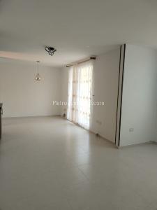 Apartamento de 2 alcobas en venta en Aguacatal, Cali, 58 m² · foto 12 de 20
