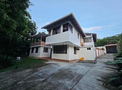 Casa de 5 alcobas en venta en La Buitrera, Cali, 836 m² · foto 18 de 20
