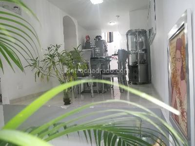 Casa en venta en El Ingenio, Cali · foto 4 de 14
