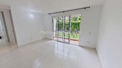 Apartamento de 3 alcobas en venta en Ciudad Pacifica, Cali, 59 m² · foto 2 de 20