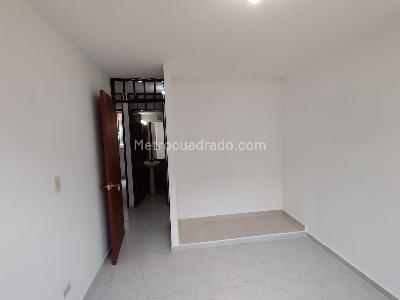 Apartamento de 3 alcobas en venta en Gratamira, Cali, 61 m² · foto 5 de 13