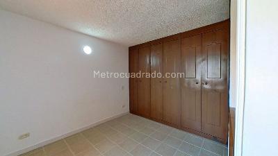 Apartamento de 3 alcobas en venta en Ciudad 2000, Cali, 66 m² · foto 13 de 16