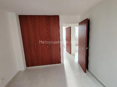 Apartamento de 3 alcobas en venta en Primero De Mayo, Cali, 75 m² · foto 12 de 17