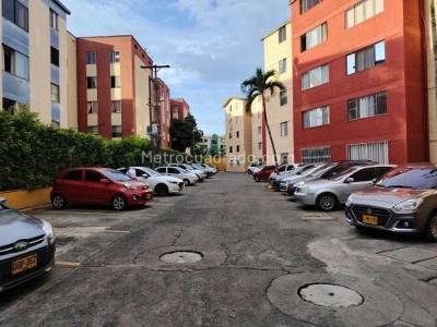 Apartamento de 3 alcobas en venta en Primero De Mayo, Cali, 75 m² · foto 16 de 17