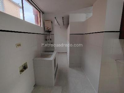 Apartamento de 3 alcobas en venta en Primero De Mayo, Cali, 75 m² · foto 5 de 17