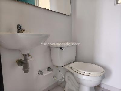 Apartamento en venta en Valle Del Lili, Cali · foto 8 de 19