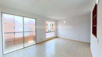 Apartamento de 3 alcobas en venta en Valle Del Lili, Cali, 58 m² · foto 3 de 20