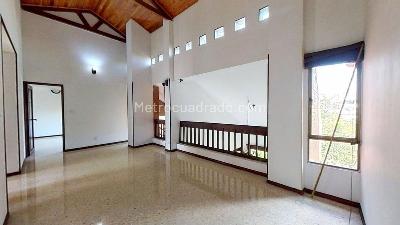 Apartamento de 3 alcobas en venta en El Ingenio, Cali, 205 m² · foto 10 de 18