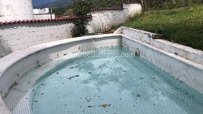Casa de 4 alcobas en venta en Casa Campestre, Ibagué, 336 m² · foto 10 de 20