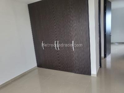 Apartamento de 3 alcobas en venta en Condominio La Carolina, Ibagué, 136 m² · foto 18 de 20