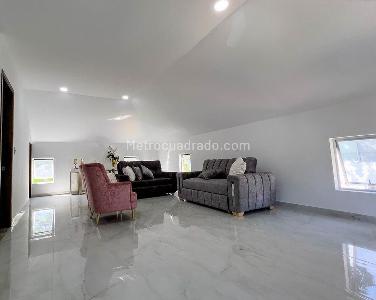Casa de 5 alcobas en venta en Condominio Los Lagos, Ibagué, 295 m² · foto 10 de 20