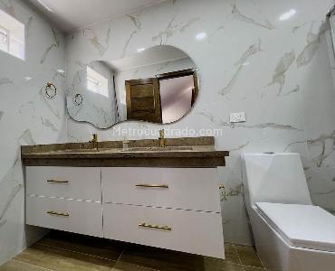 Casa de 5 alcobas en venta en Condominio Los Lagos, Ibagué, 295 m² · foto 13 de 20