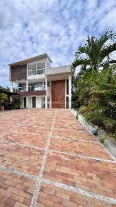 Casa de 5 alcobas en venta en Vereda Alto De Combeima, Ibagué, 800 m² · foto 14 de 20