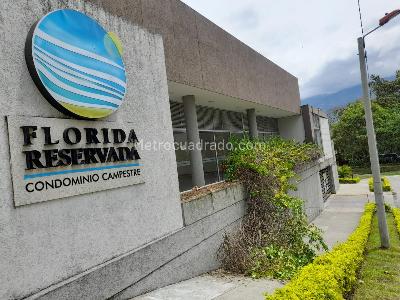 Apartamento de 3 alcobas en venta en La Florida Detras De Makro, Ibagué, 104 m² · foto 3 de 12