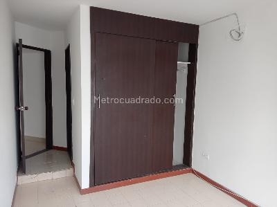 Casa de 3 alcobas en venta en Parrales, Ibagué, 120 m² · foto 4 de 18