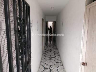 Casa de 5 alcobas en venta en Alfonso Lopez I, Cali, 386 m² · foto 2 de 18