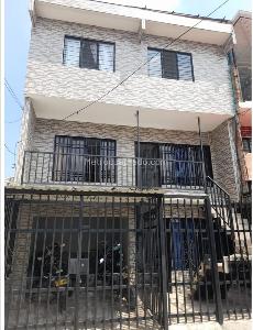 Casa de 5 alcobas en venta en Alfonso Lopez I, Cali, 386 m² · foto 17 de 18