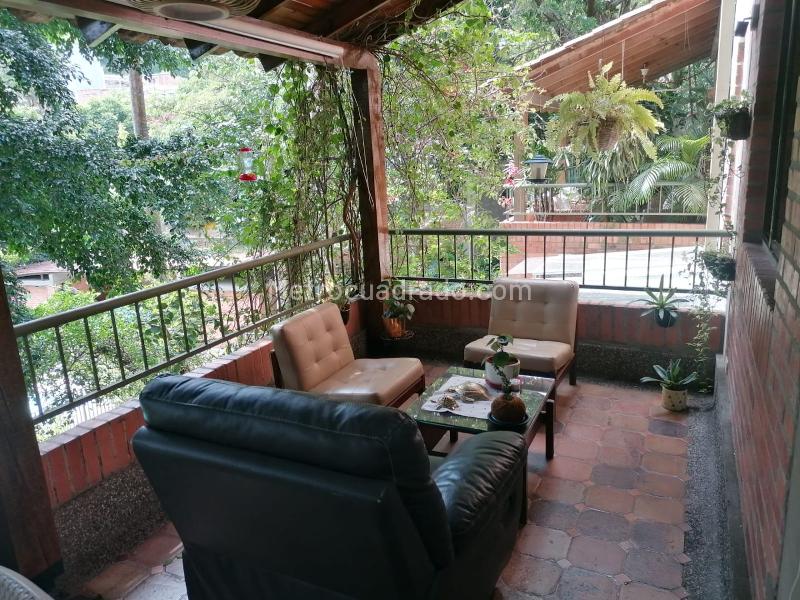 Casa – Perímetro Urbano Santiago de Cali, Menga, Comuna 2 - Más