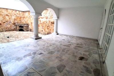 Casa de 5 alcobas en venta en Prados Del Norte, Cali, 407 m² · foto 12 de 13
