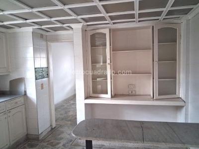 Casa de 5 alcobas en venta en Prados Del Norte, Cali, 407 m² · foto 9 de 13