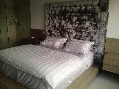 Apartaestudio en venta en El Poblado, Medellín, 84 m² · foto 5 de 7