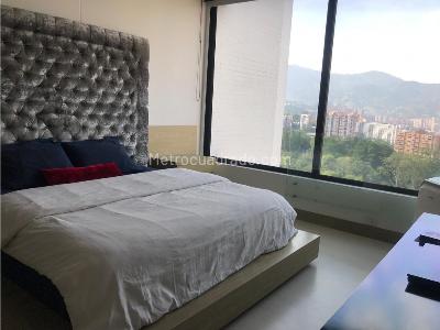 Apartaestudio en venta en El Poblado, Medellín, 84 m² · foto 6 de 7