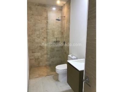 Apartaestudio en venta en El Poblado, Medellín, 84 m² · foto 7 de 7