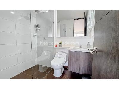 Apartamento de 3 alcobas en arriendo en Patio Bonito, Medellín, 146 m² · foto 6 de 20
